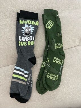 Cartoon Network Rick and Morty Grey & Green Socks - Wubba Lubba Pickle Rick